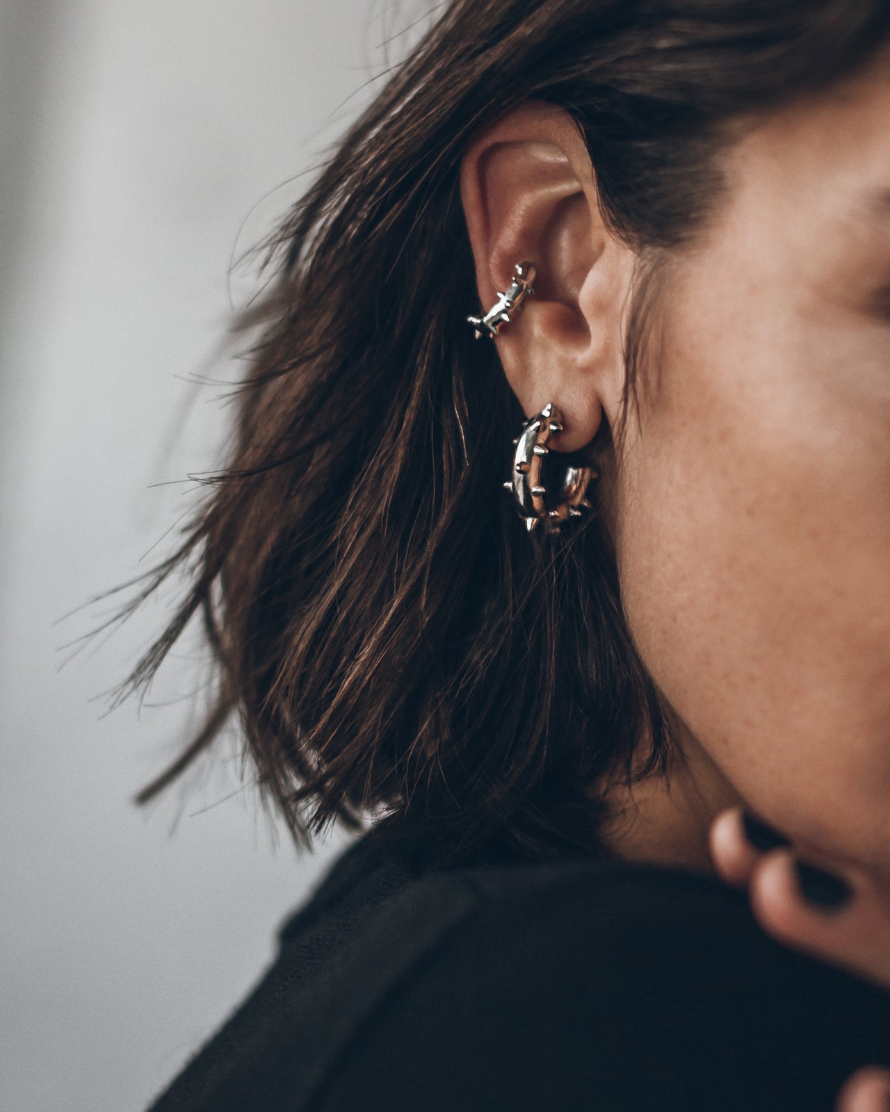 The Thorn Ear Cuff The Thorn Hoops Studio Melina - Product photo