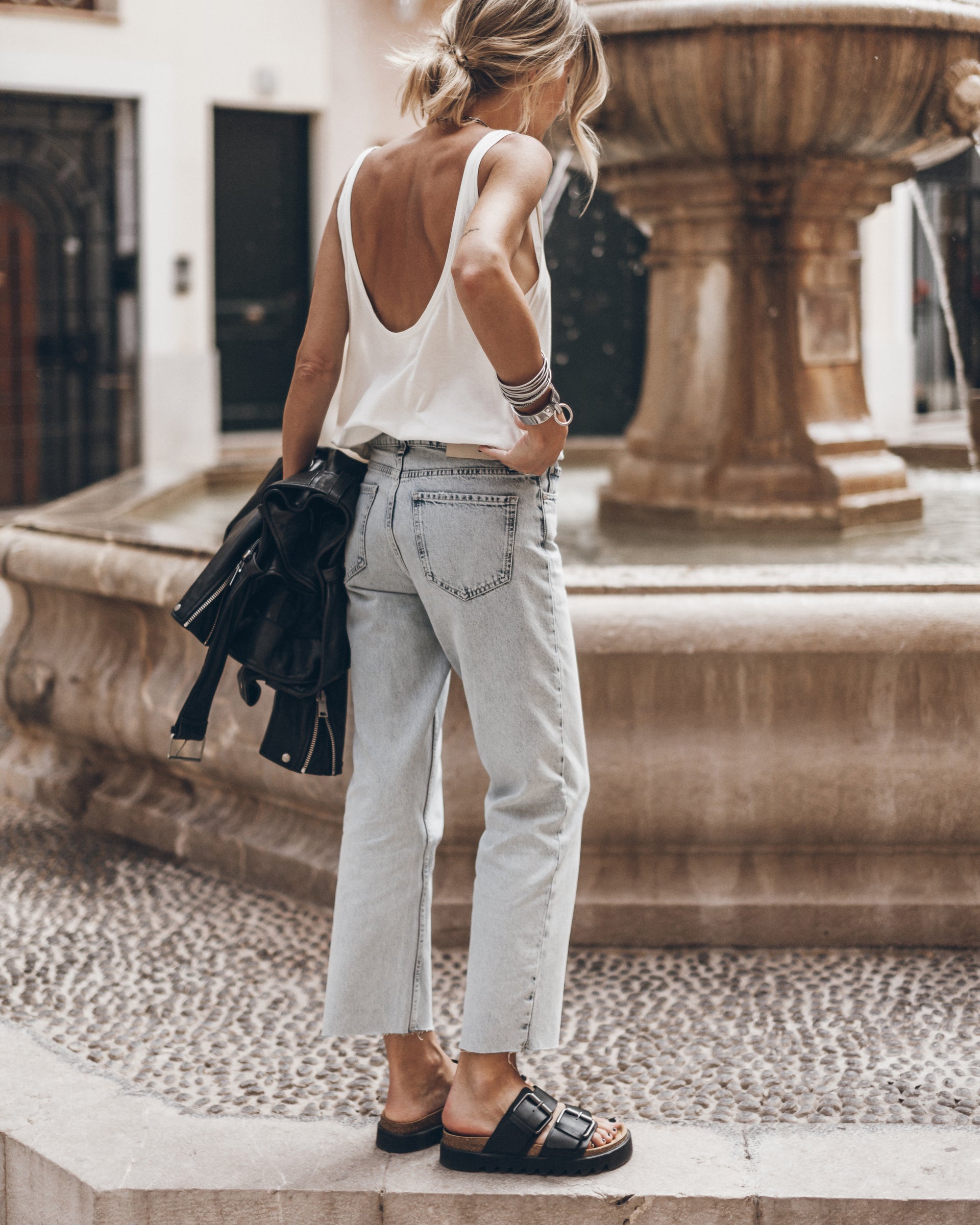 Cropped Straight Jeans