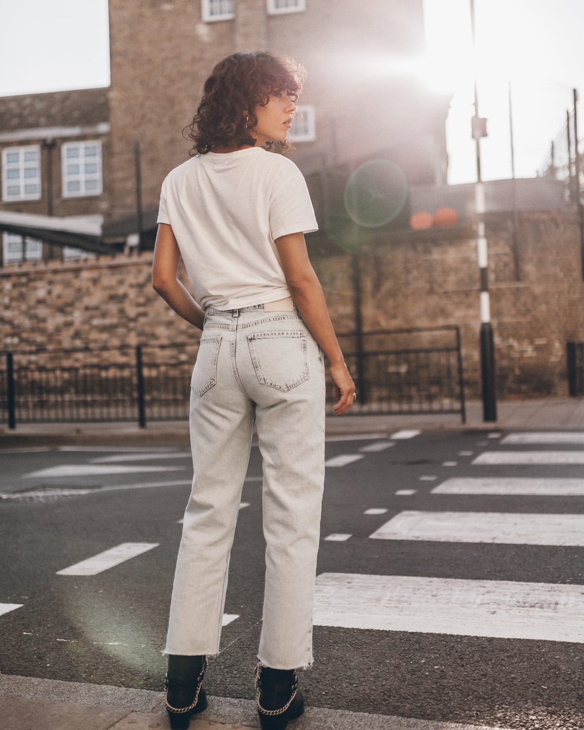 The Blue Cropped Straight Jeans