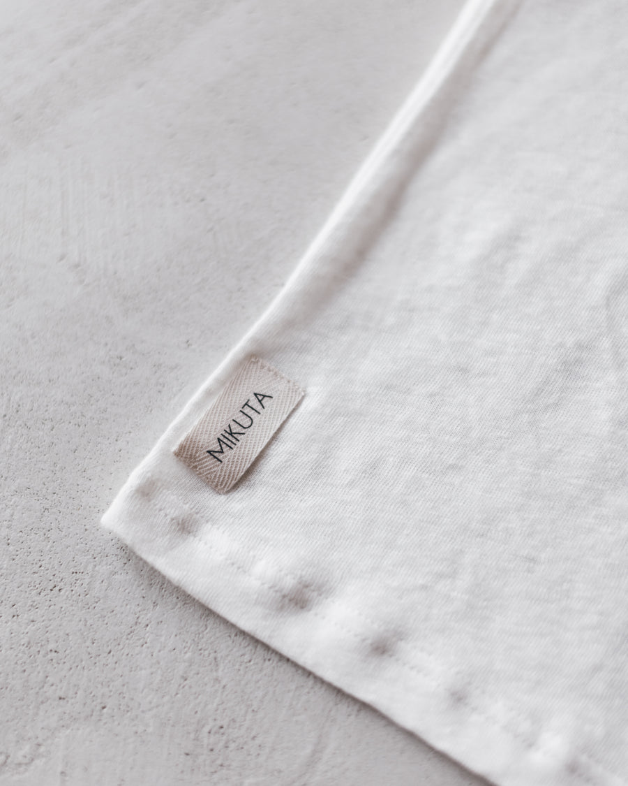 The White Loose Linen T-Shirt – MIKUTA