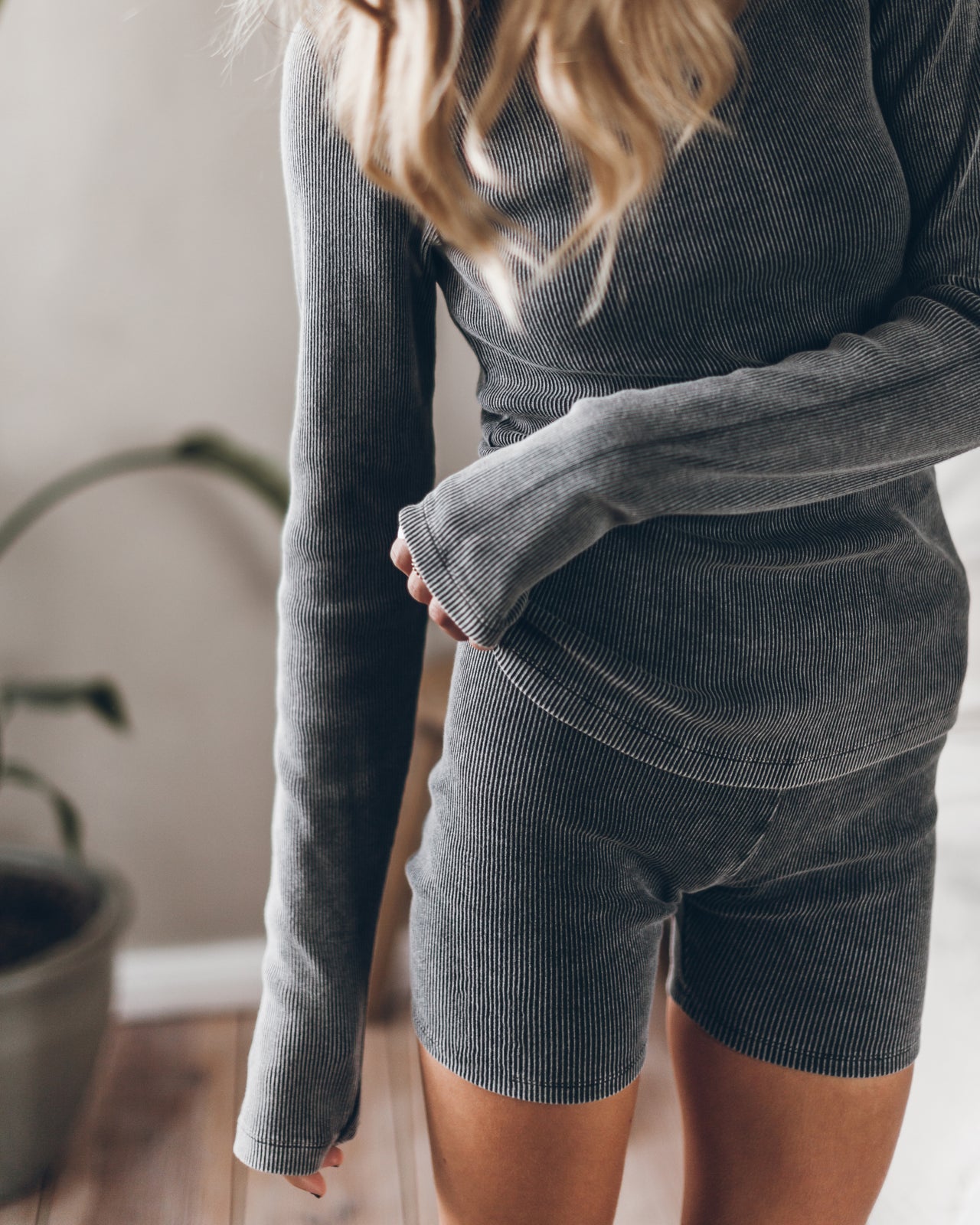 Dark Ribbed Longsleeve Dark Ribbed Biker Shorts - Product photo